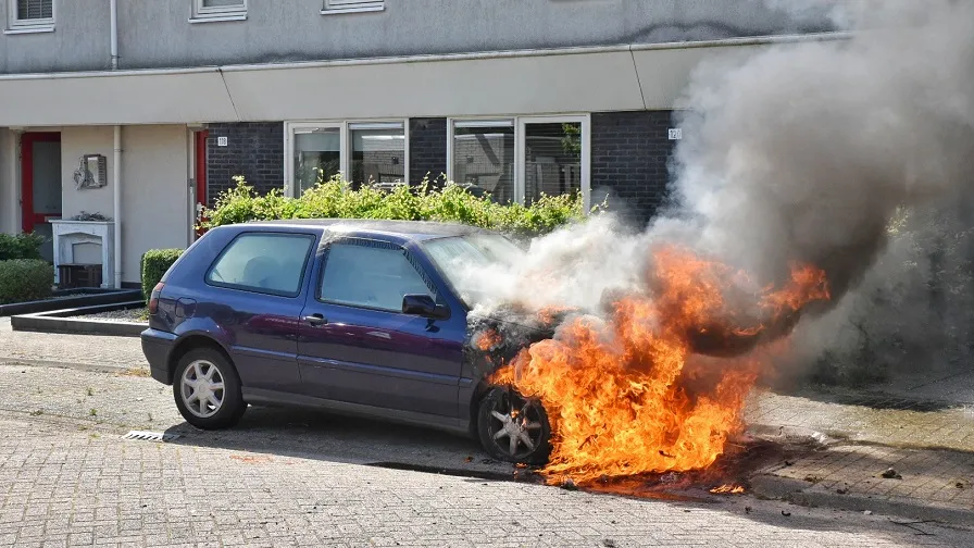 auto brand midslandstraat