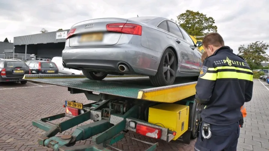 auto in beslag ceramstraat tilburg