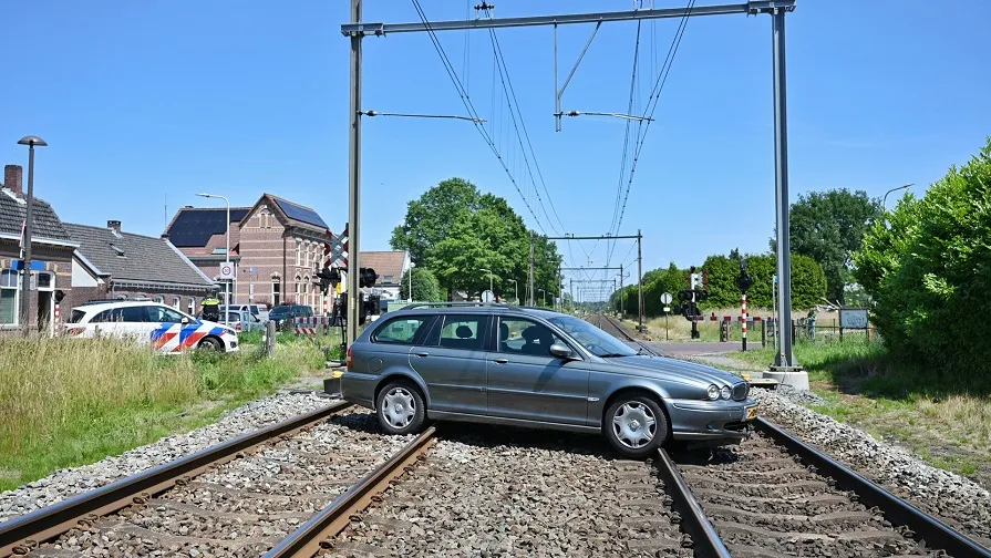 auto op spoor