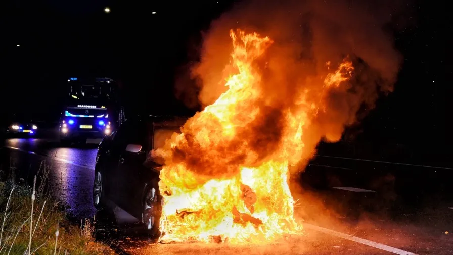 auto uitgebrandt n269