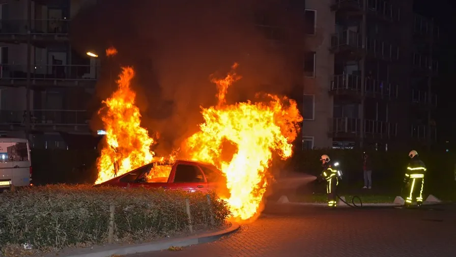autobrand dirigentenlaan
