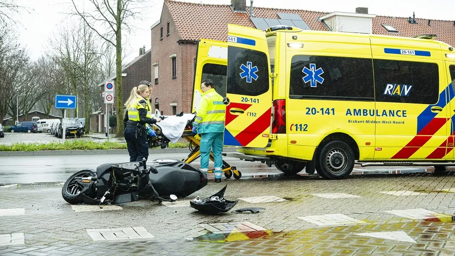 automobilist vlucht na aanrijding jack brekelmans