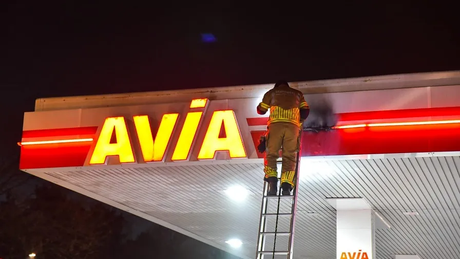 avia