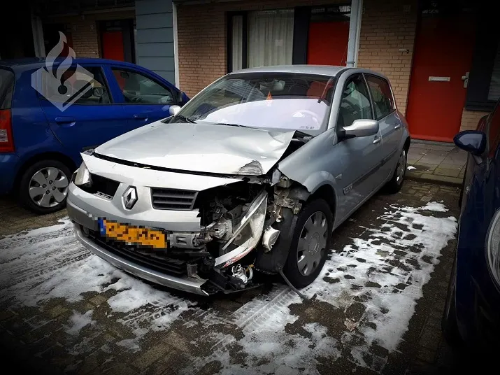 beschadigde renault