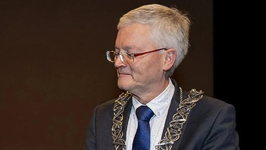 burgemeester tilburg 915x518