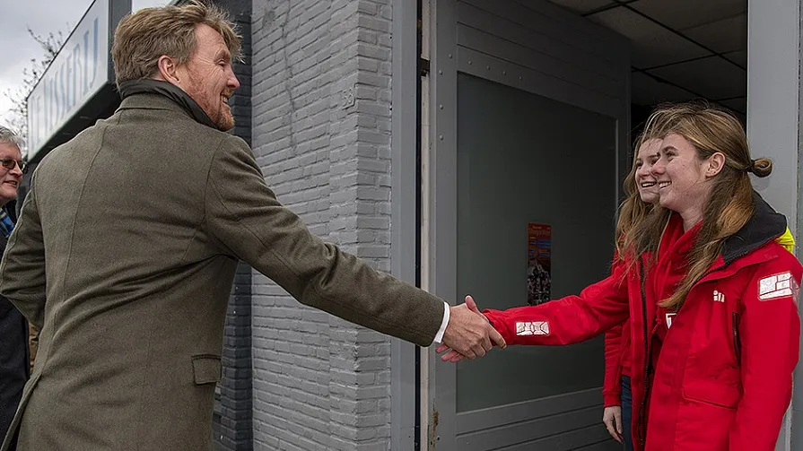 csm koning op bezoek in piushaven bij 9d6af447ea