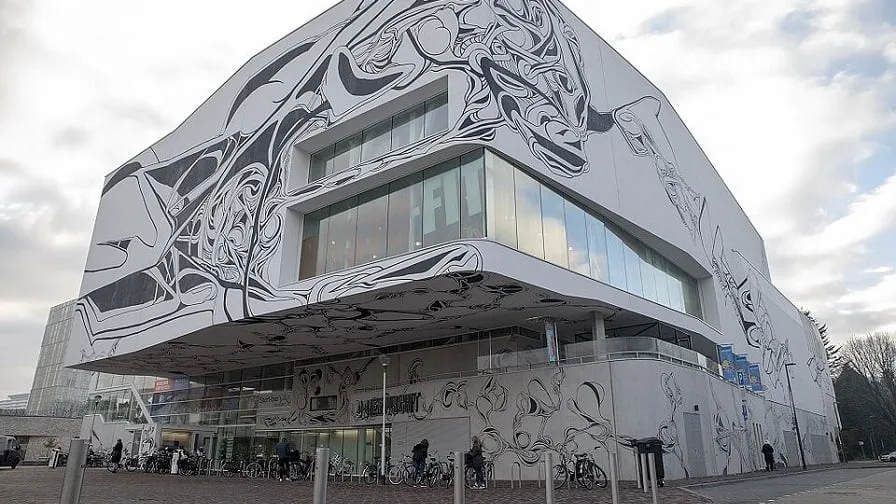 drieburcht d511e496a7