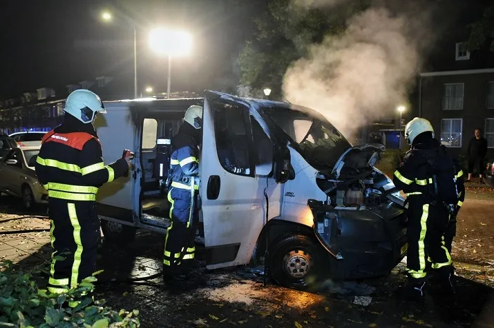 fatimastraat bestelbus in brand 29 09 17