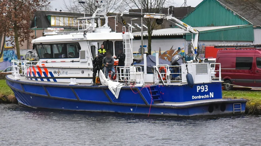 lichaam in kanaal tilburg