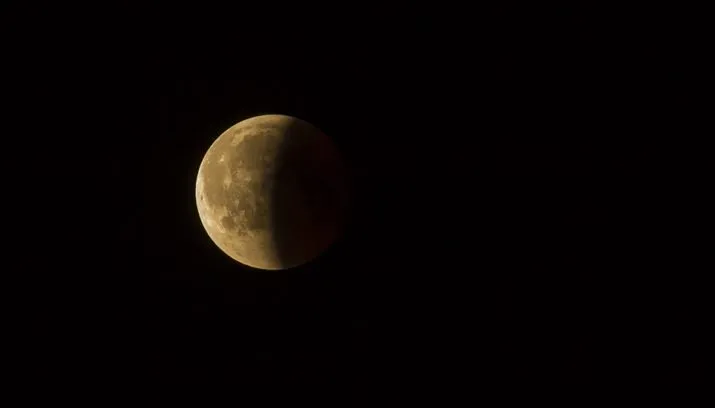 lunar eclipse 3568836 960 720 715x408