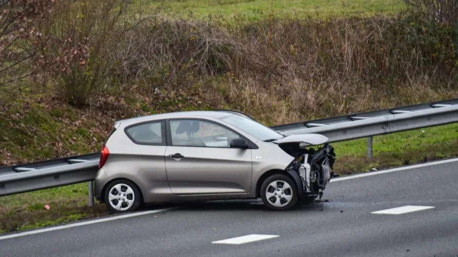 ongeluk a58 tilburg vrouw gewond
