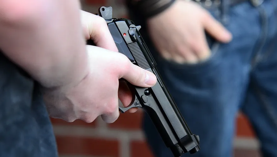 pistool 1