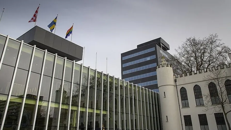 stadhuis 9cce72e12d