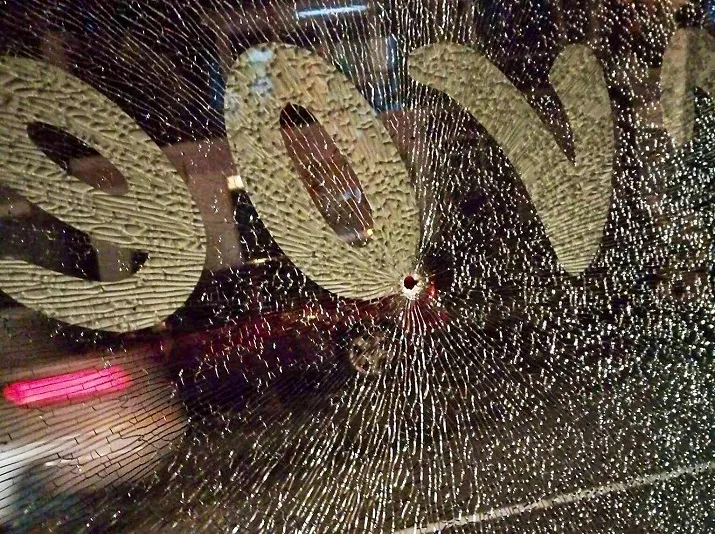 stadsbus mogelijk beschoten