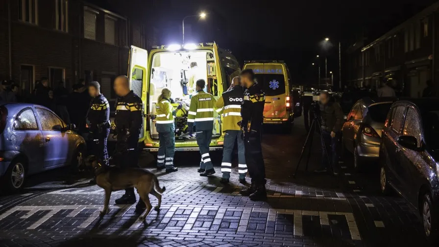 steekpartij 3 gewonden korhoenstraat 1