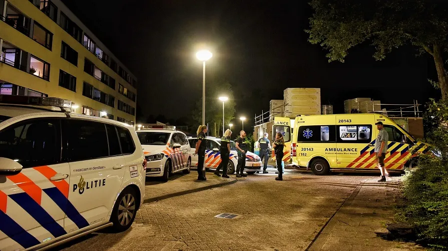 steekpartij in woning korvelplein