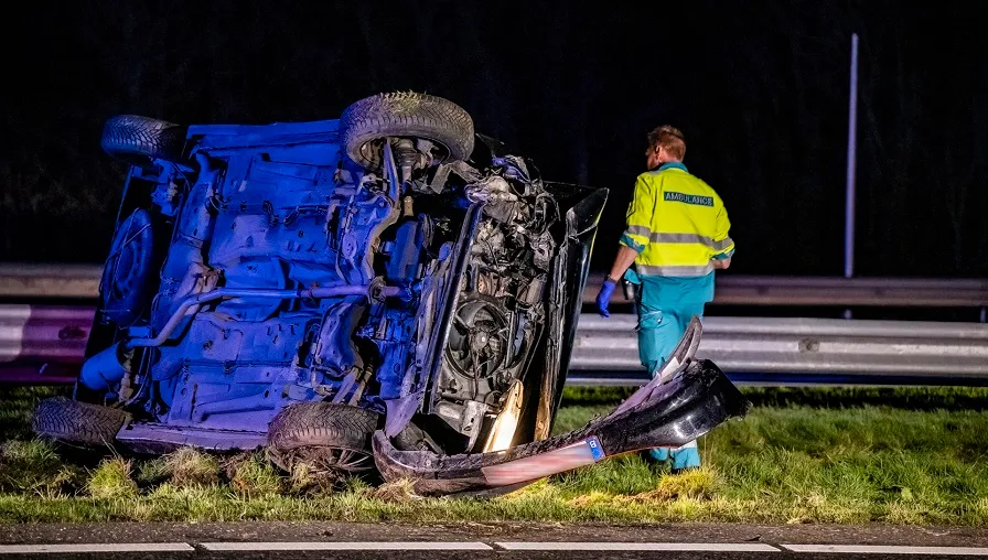 veel schade na aanrijding op de midden brabantweg