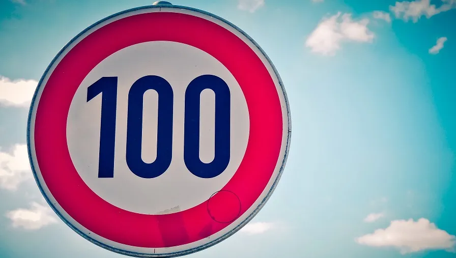 verkeersbord 100