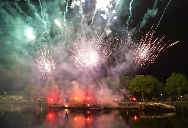 vuurwerk tilburgse kermis 2018