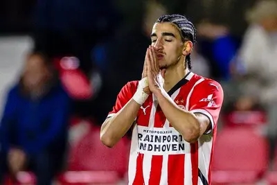 eindhoven 28 02 2025 de herdgang keuken kampioen divisie kkd season 2024 2025 jong psv de graafschap jong psv player tay abed celebrating the goal 1 1