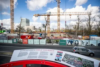 bd20250225 0826 eindhoven de werkzaamheden voor lightyards aan de stationsweg