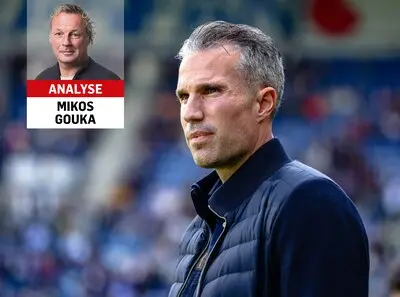 heerenveen 18 05 2025 abe lenstra stadium dutch football eredivisie season 2024 2025 during the match sc heerenveen feyenoord feyenoord trainer robin van persie