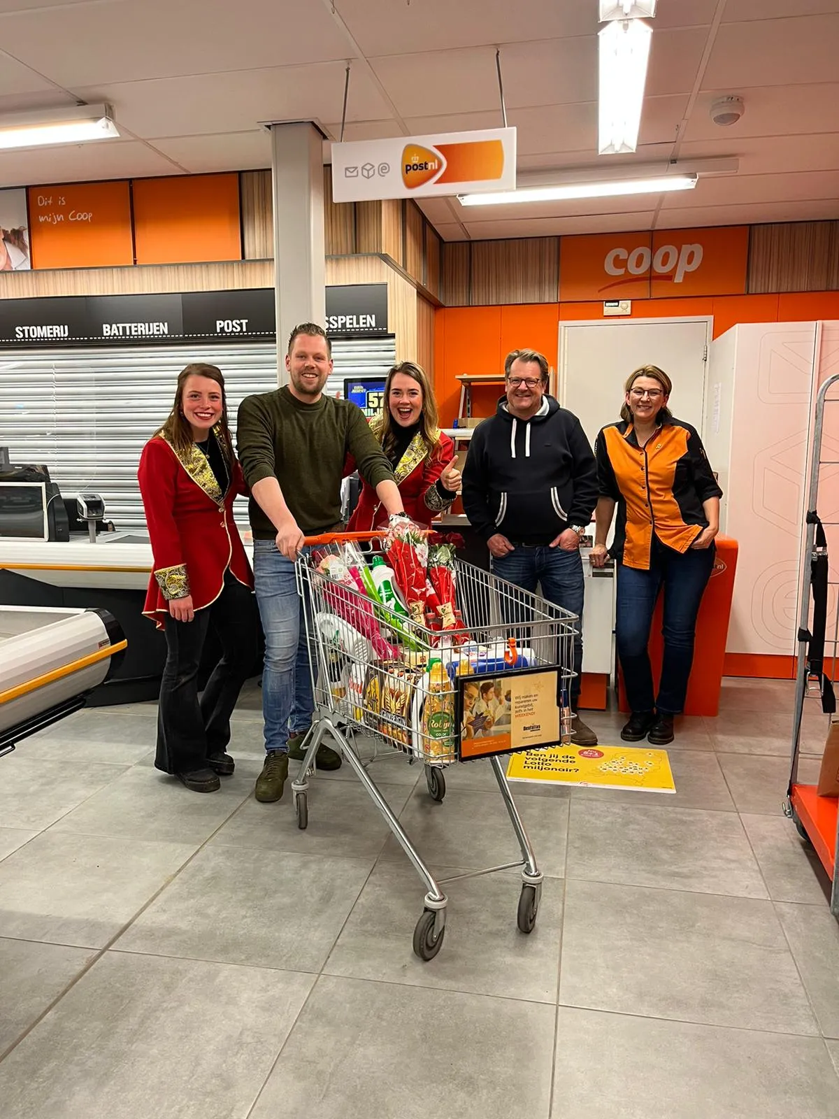 1 minuut winkelen bij de coop