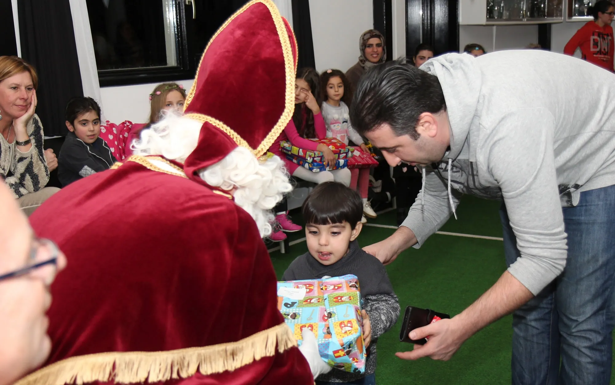 2016 11 16 sinterklaas vluchtelingenwerk 036