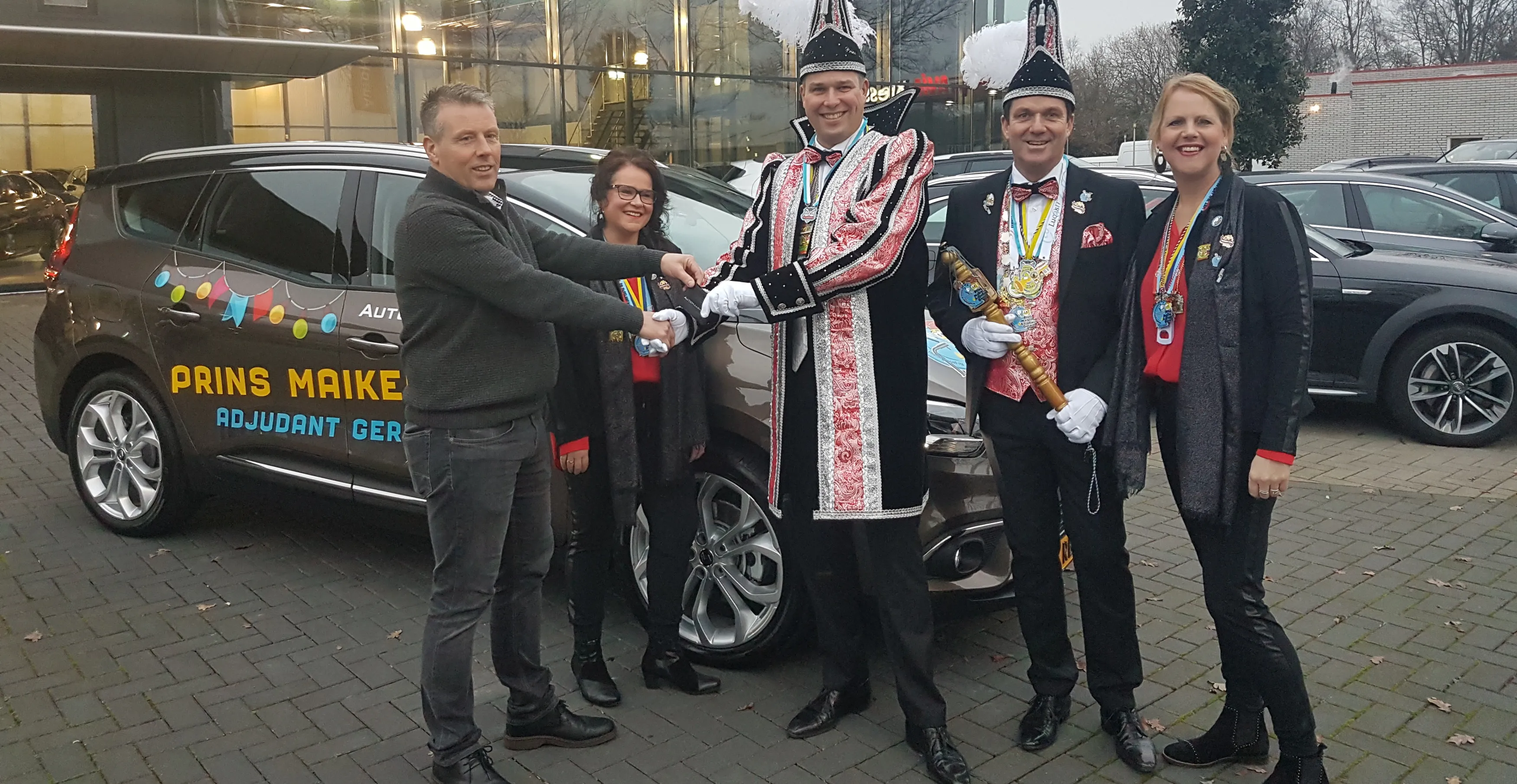 2018 0006 hoogheden cv de papsleefn nemen hofauto in ontvangst