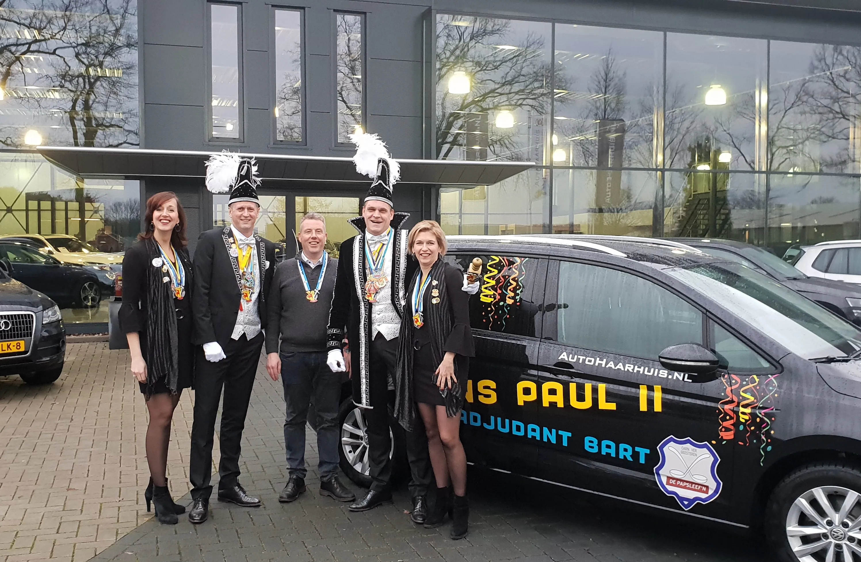 2019 0004 hoogheden cv de papsleefn nemen hofauto in ontvangst e1548688692696