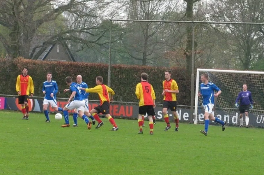 acv8vm1diiqsgj5pggk8y4vou stevo dezweef 2015