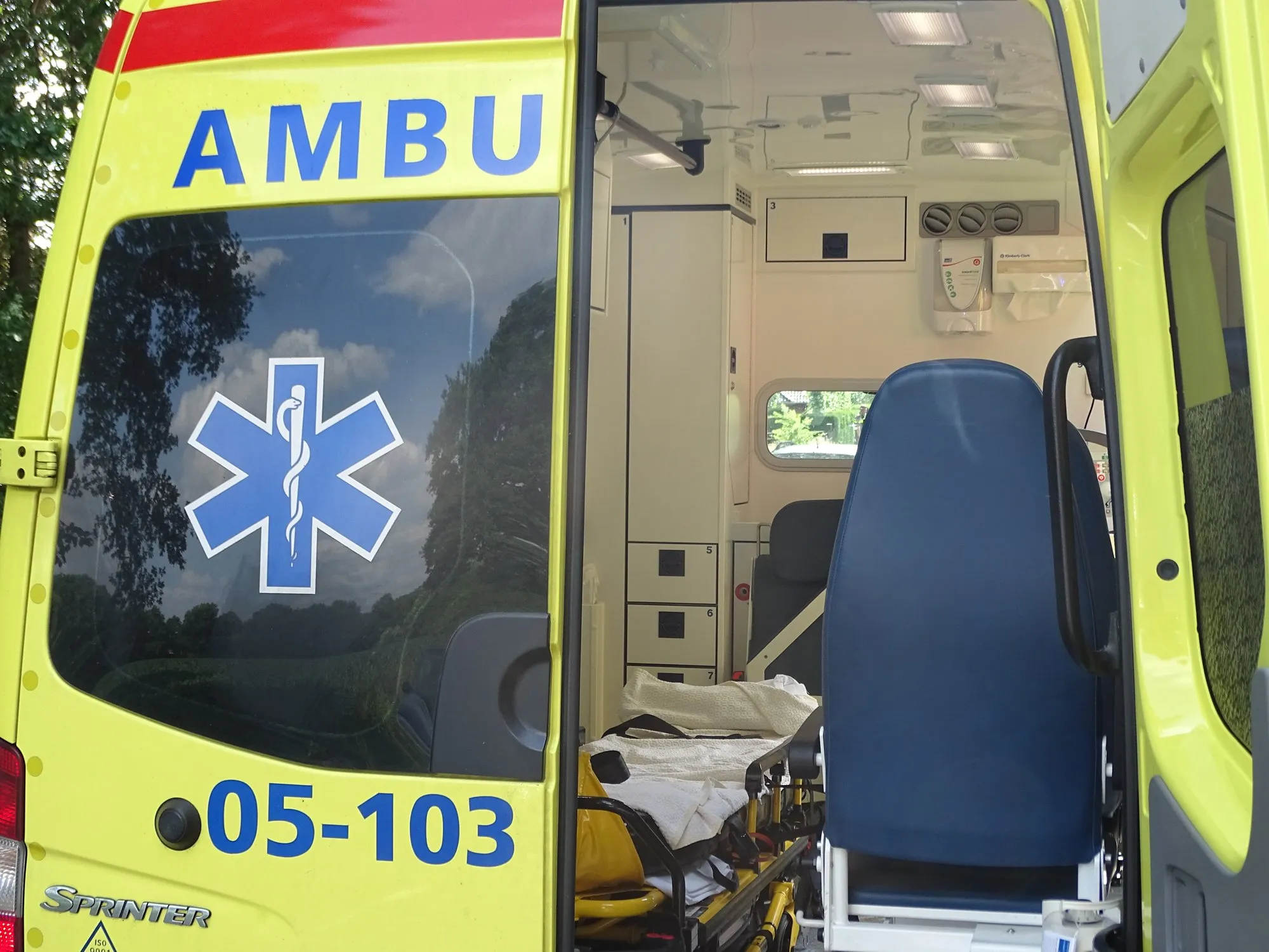 ambulance achter