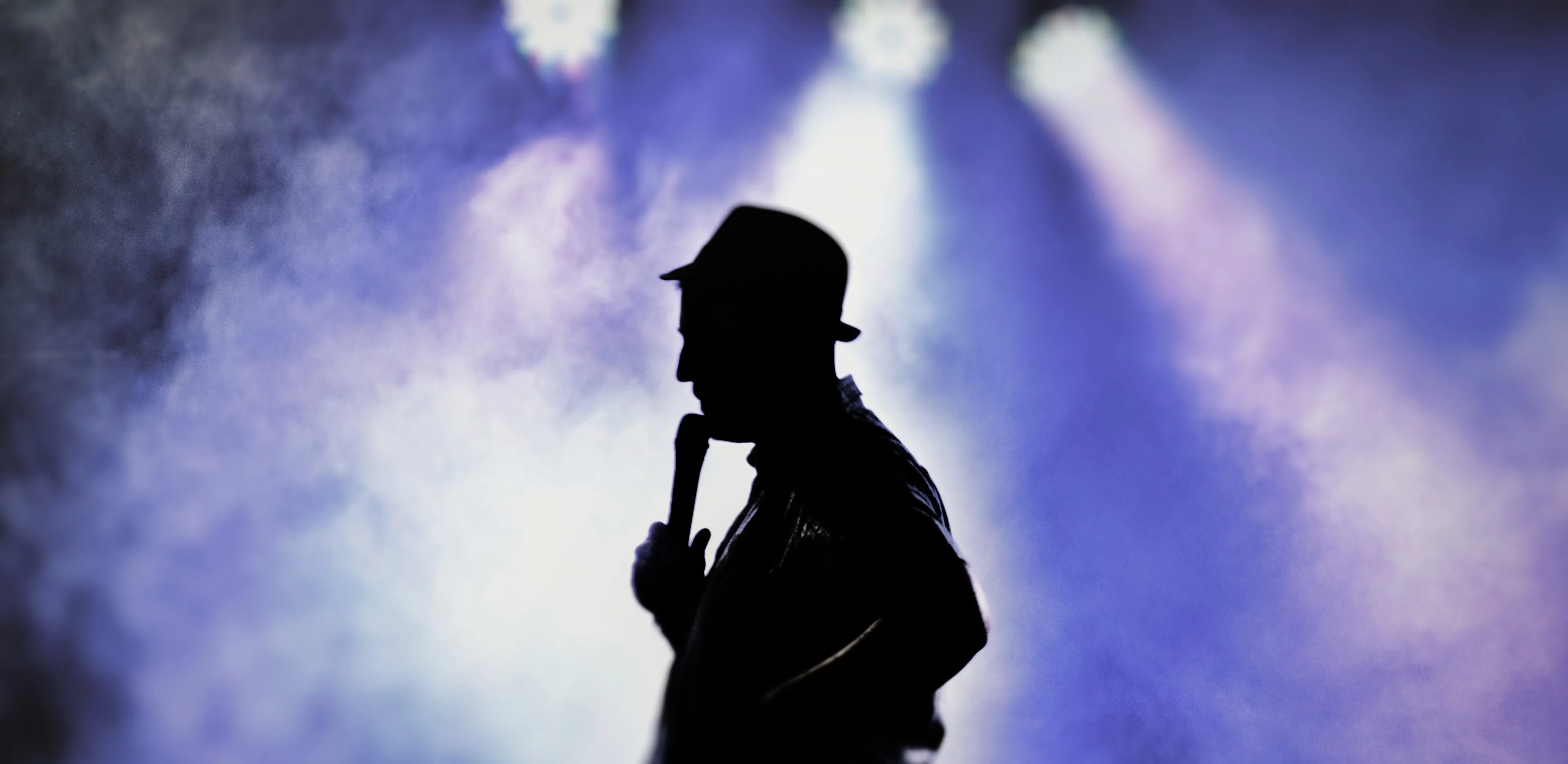 backlit entertainment guy 892080 e1536692718179