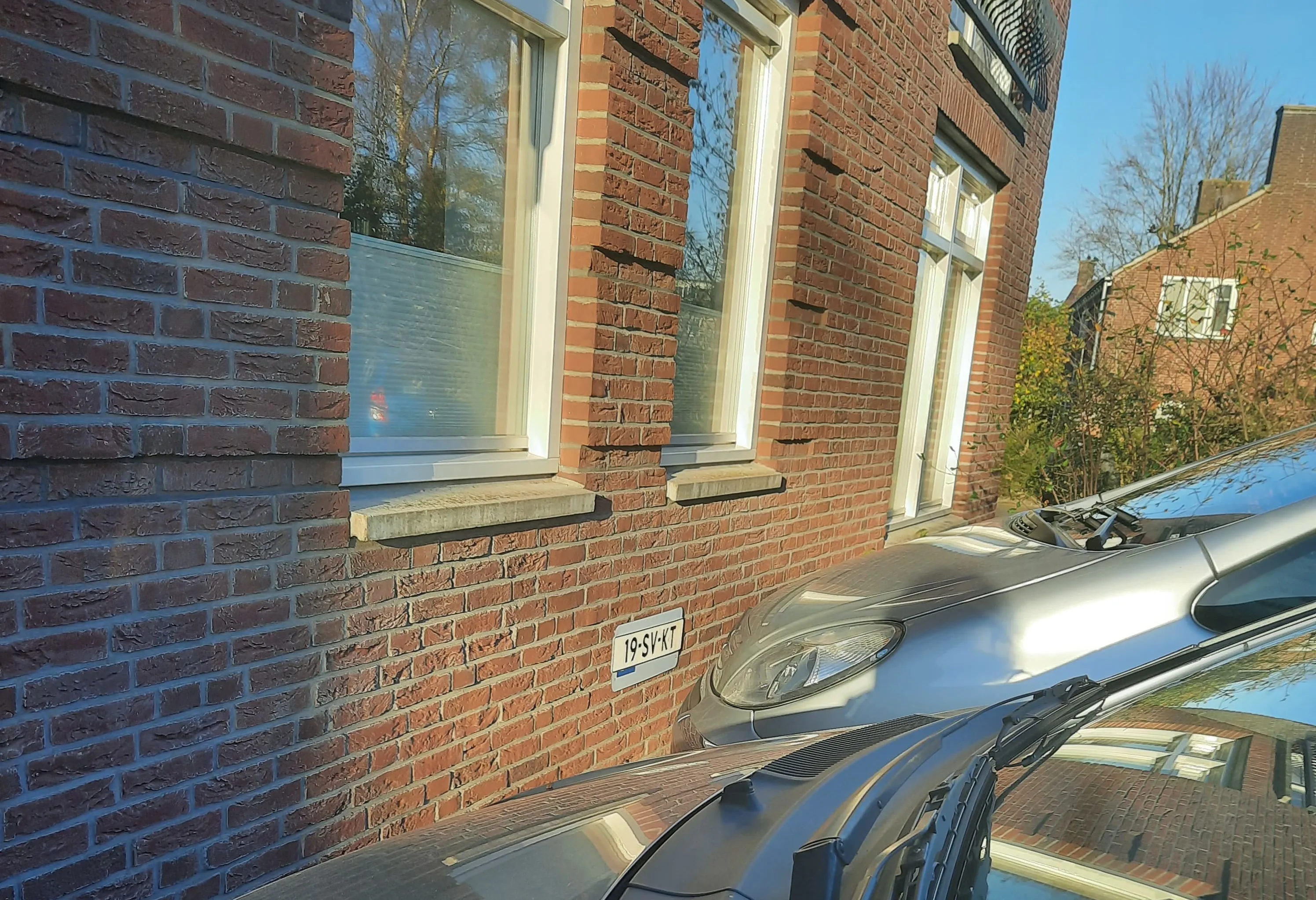 brokelman kentekensticker 2