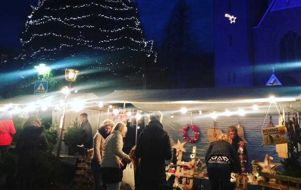 cwhqg1yweaezdiv e1512888101457