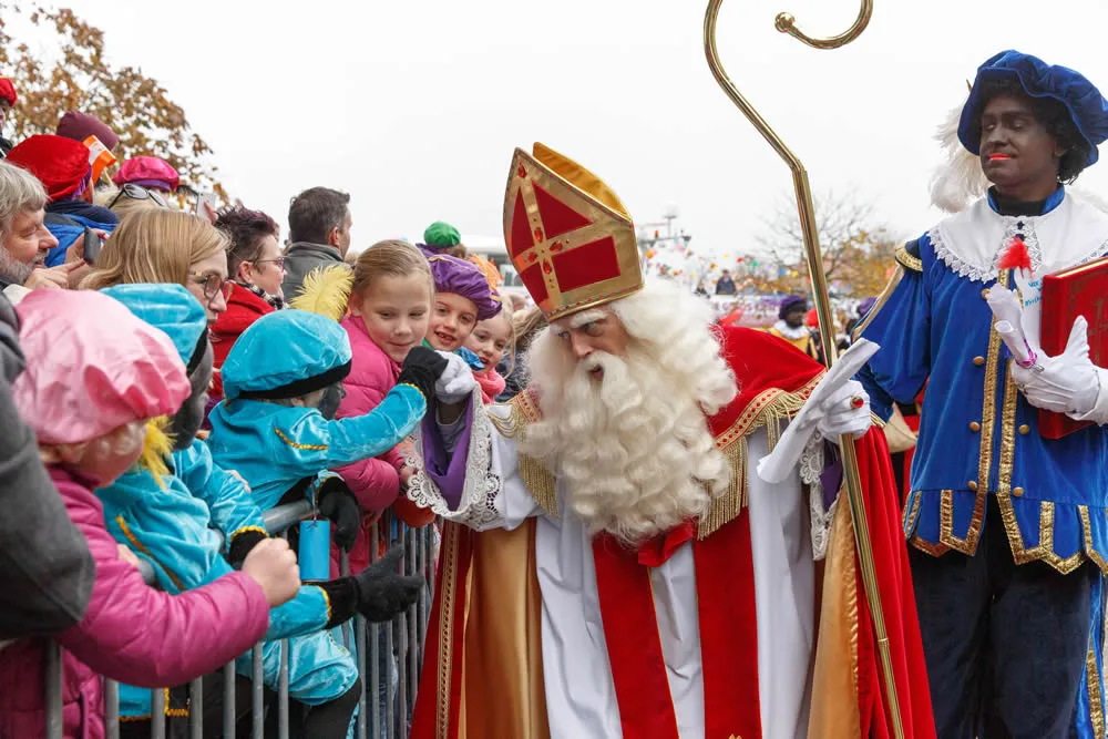 d2jnb9wcpdbiob4ngewmixiah sinterklaas pedro sluiter