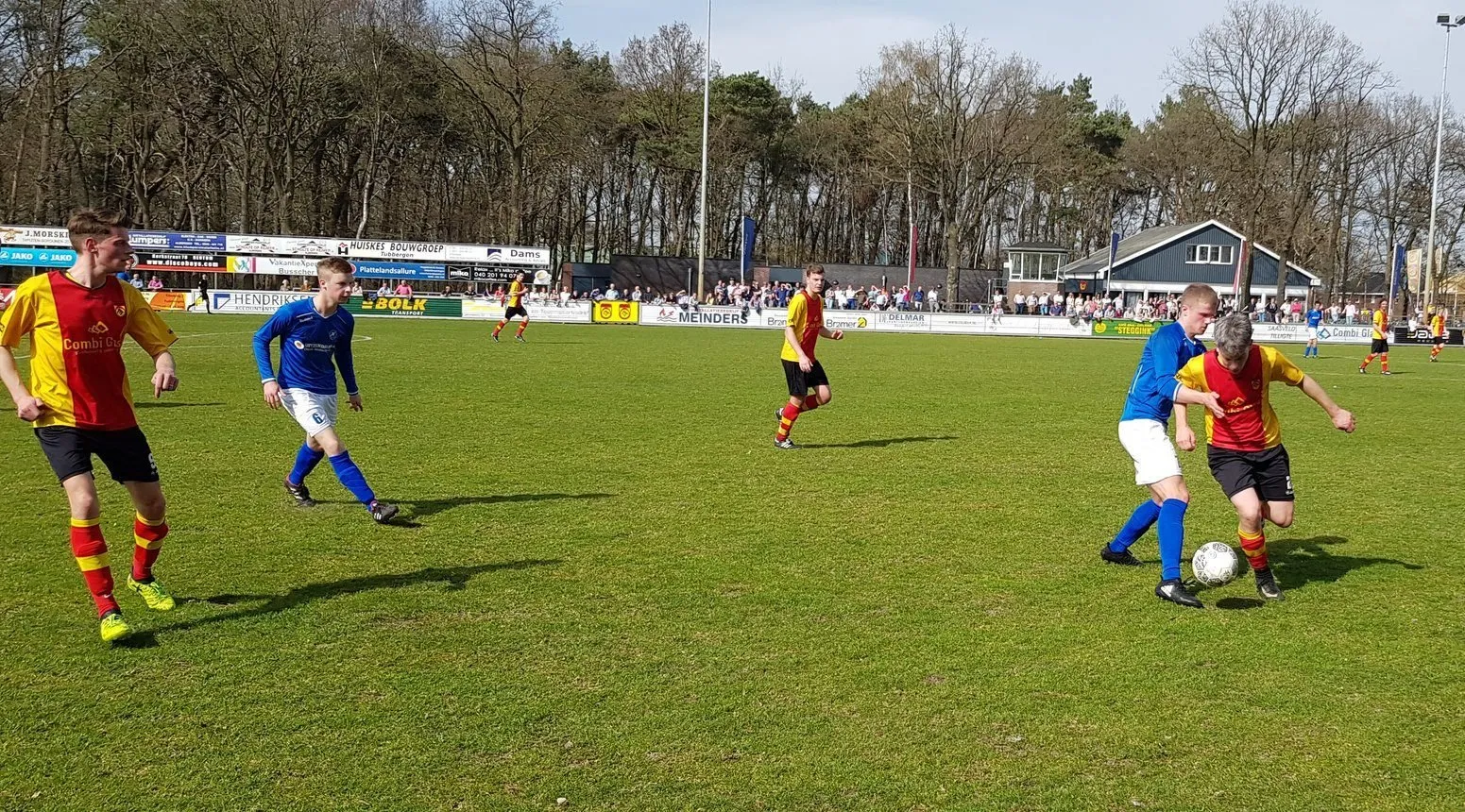 darc5dzxcaithgv e1523289672803