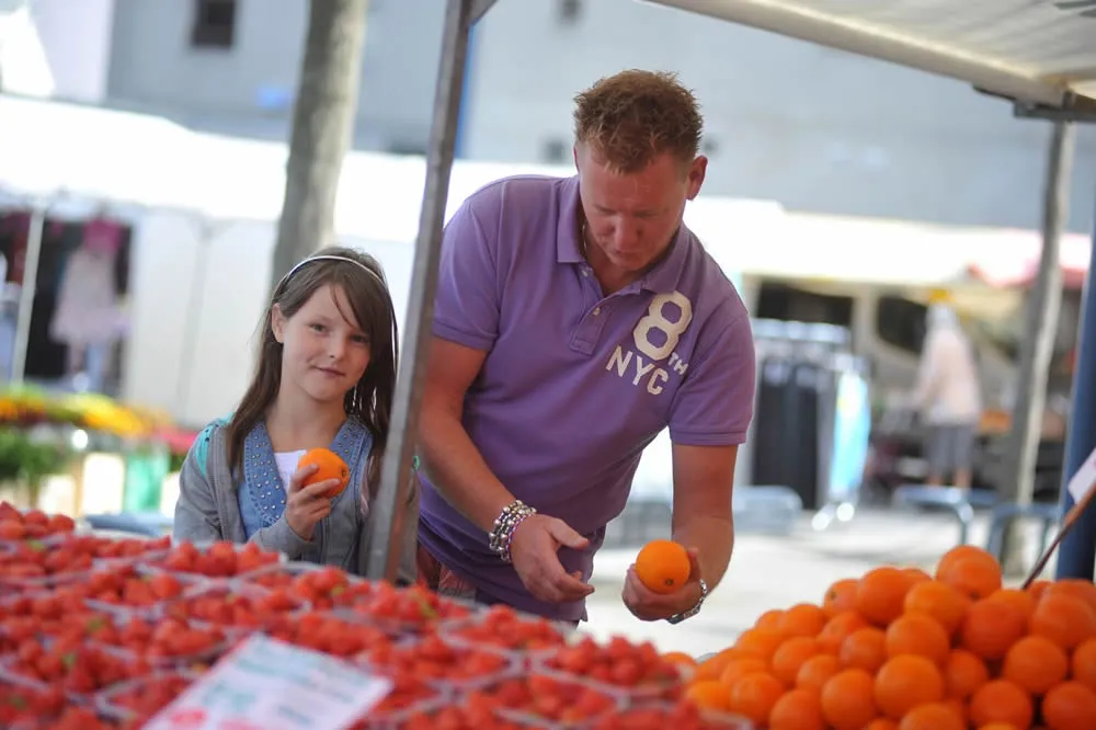 dg5hb49sagj49hn6w34xrqctt weekmarkt tubbergen