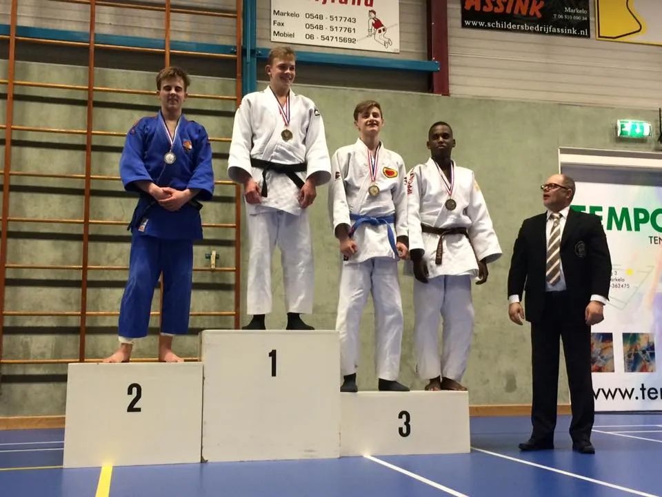 dk 18 petros 2016