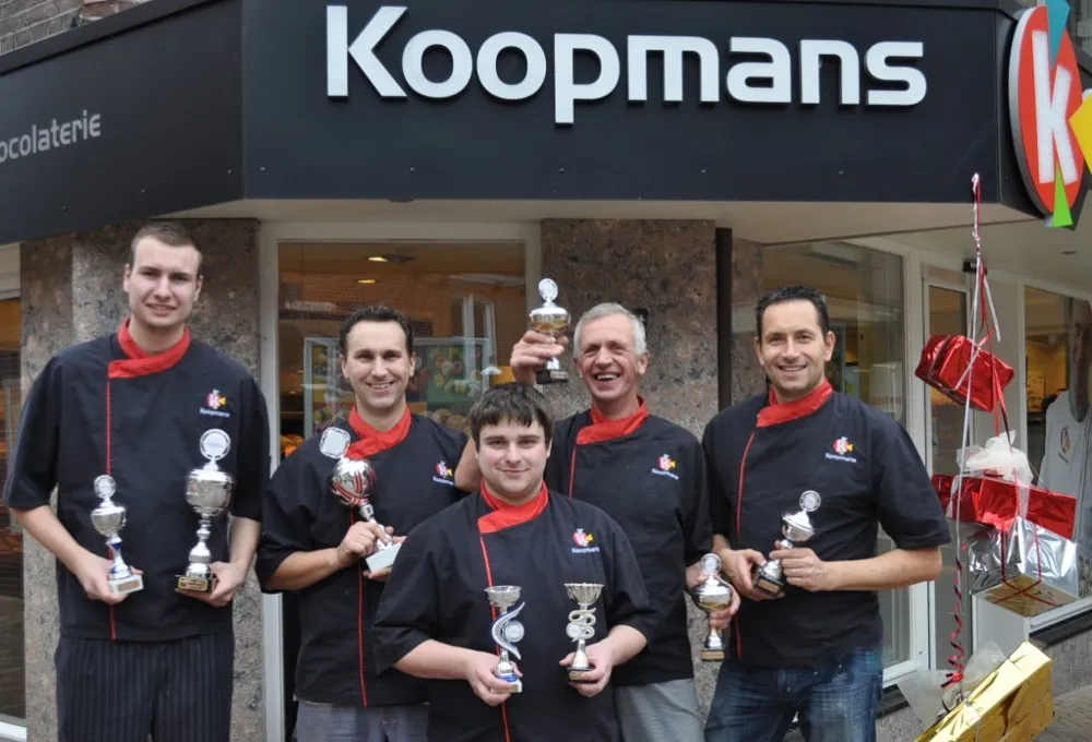 dl8u59e6r8mycsozl70d1krda foto bakkersvakwedstrijden