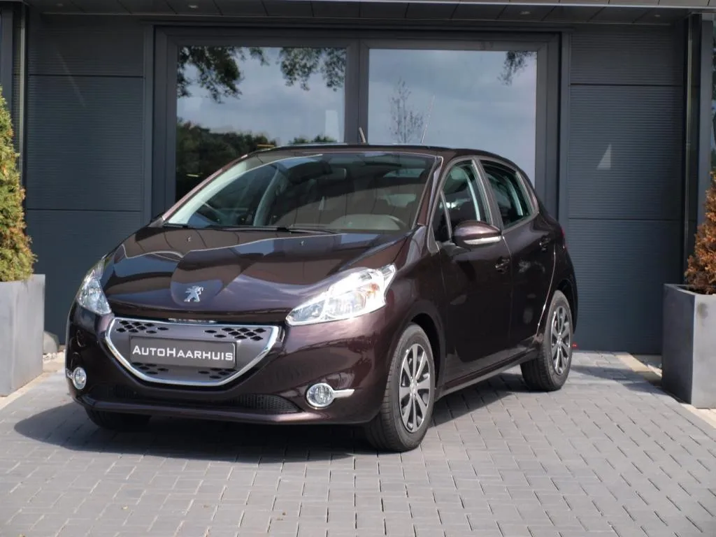 dq431ecgki1y4ulli943ade12 peugeot 208 12