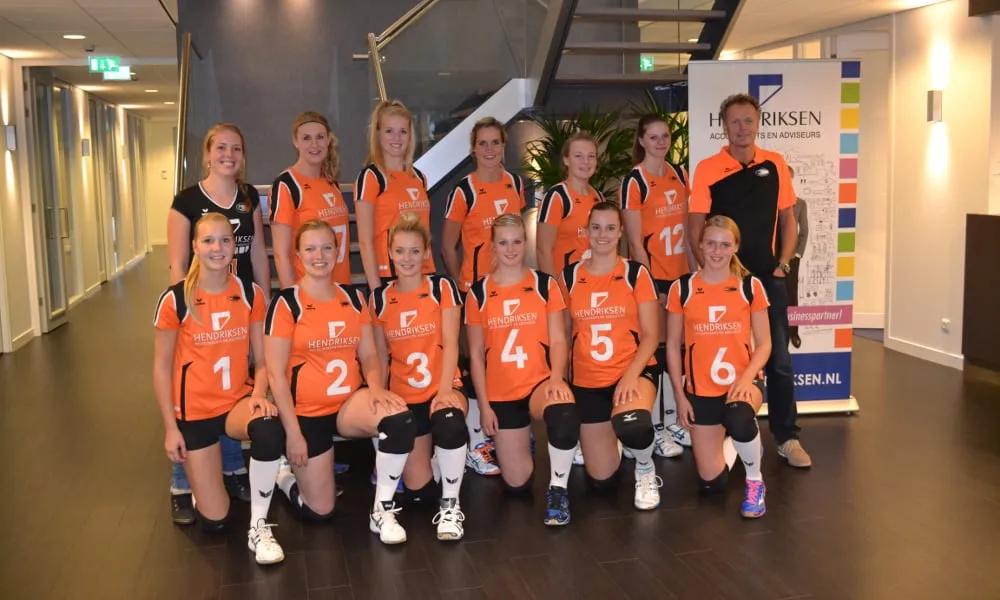 dynamo dames 1