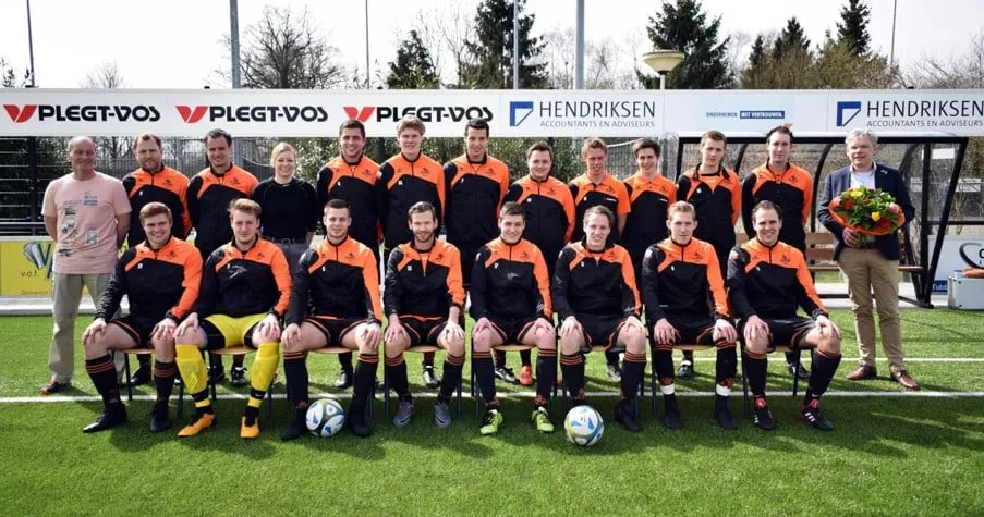 e23057f4aa1c4134844976508f6f295f 3