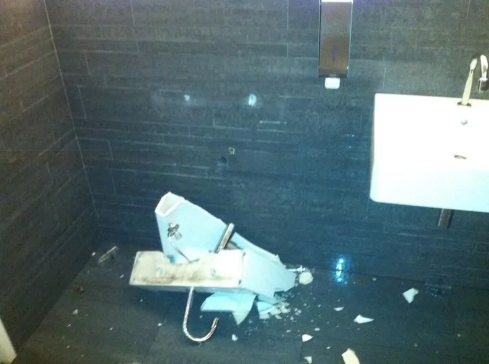 et7mgkjs1awkjgora0qb3yvpd bbq9mb1iyaaul48