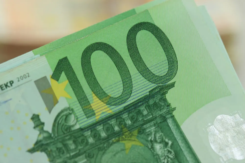 fxtzf1zrh9fe15v78dbvqu3f5 biljet 100 euro ppe