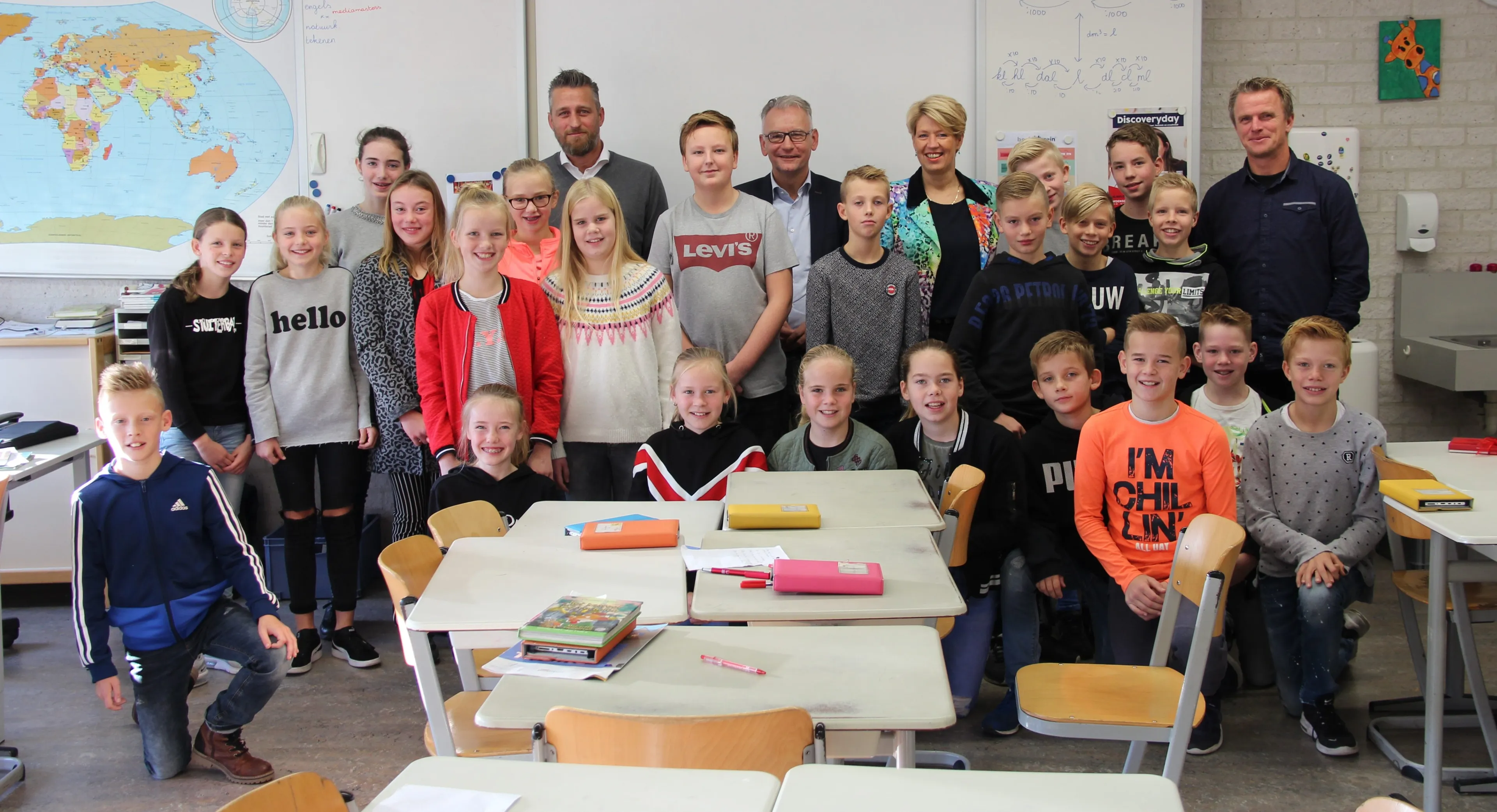 groepsfoto dag vd ondernemer groep 8 kadoes def e1542368328411