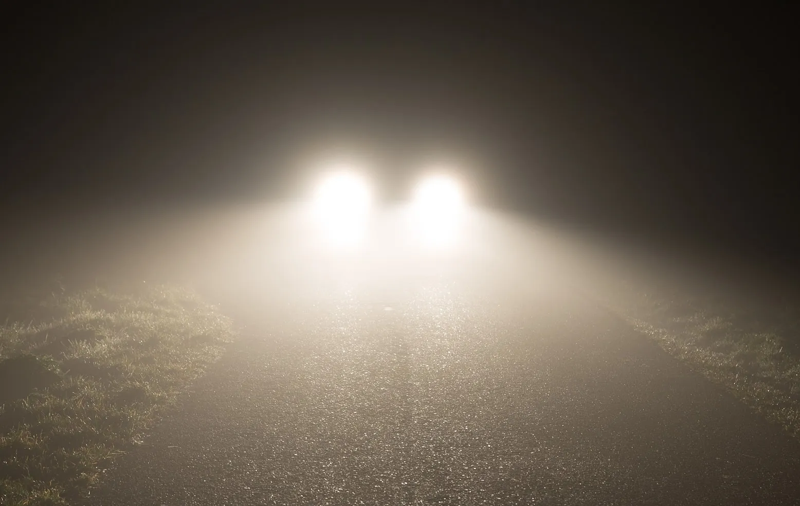 headlights 1449254 1920