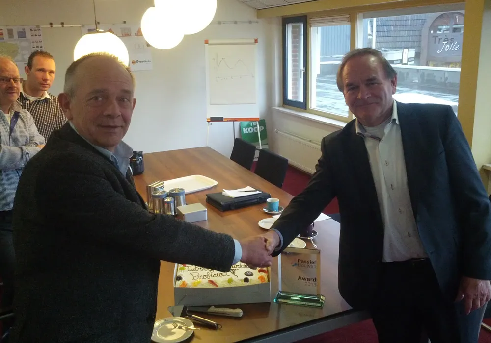 i48iwrrq8cpy0srx5krxfyy0n 2014 02 17 09