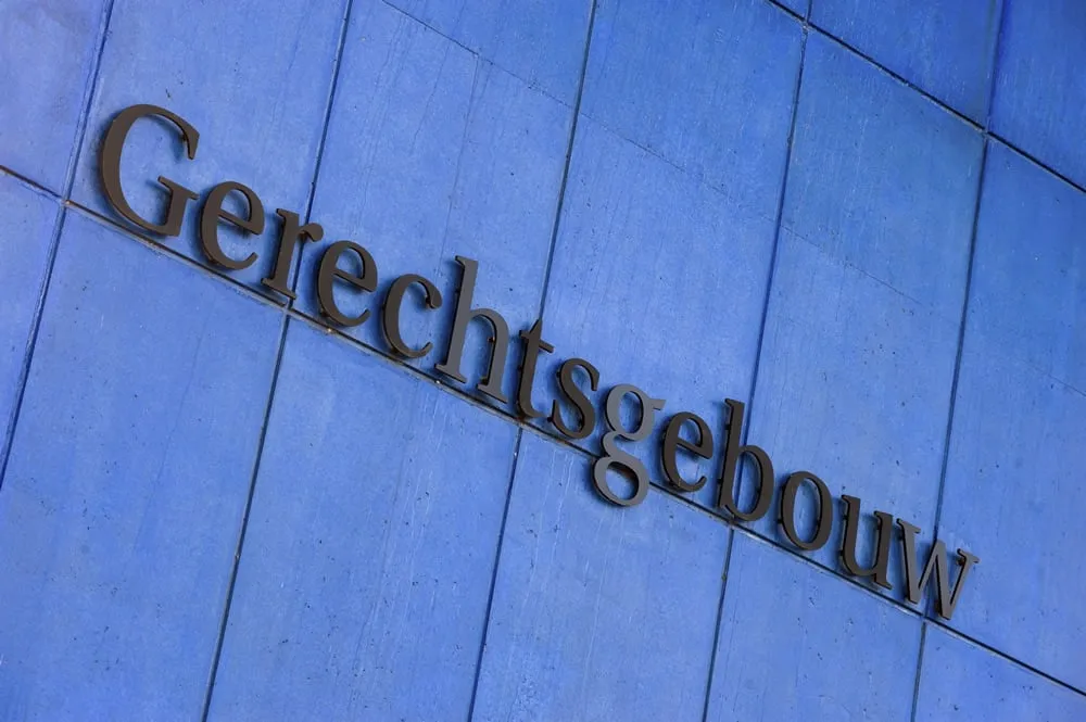 invdi8ui5eb5w90njhvdlmzb6 gerechtsgebouw robert hoetink