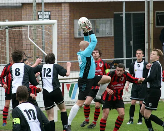 j3qtrwcbeskfrae03uc1msmiu 140482